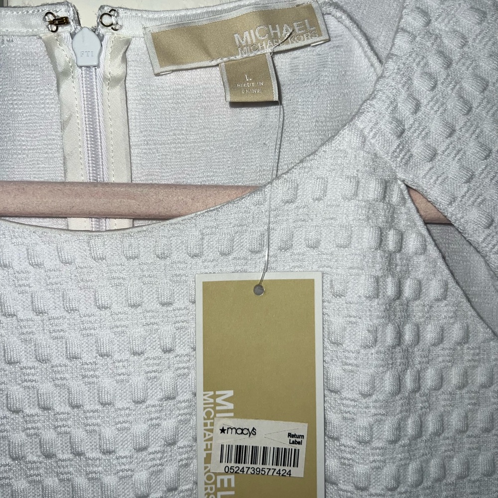 Michael Kors White Textured Short Sleeve Top - Picture 3 of 4